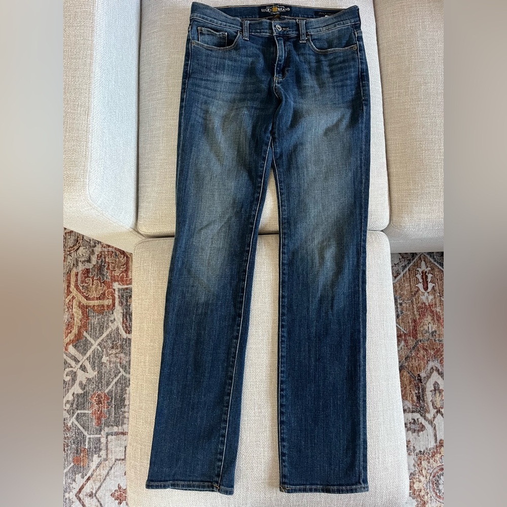 Lucky Brand women’s  Dark Wash Straight Jeans